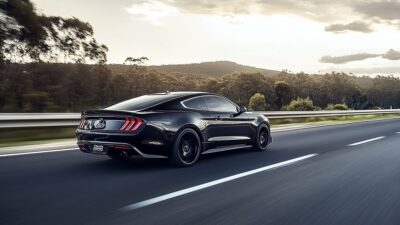 Comprendre le phénomène Ford Falcon : Plus qu'une voiture, une légende culturelle